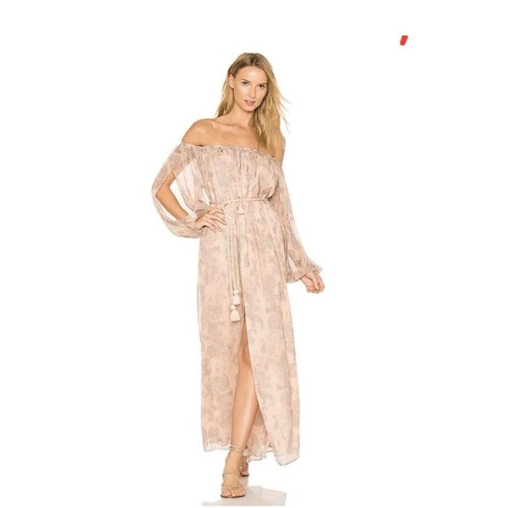 Off-Shoulder Maxi Dress in Light Pink